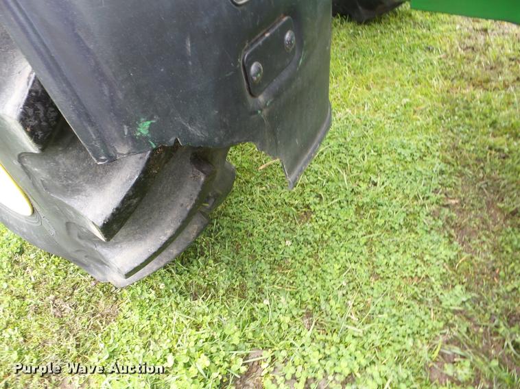 image for item J8640 1996 John Deere 8400 MFWD tractor