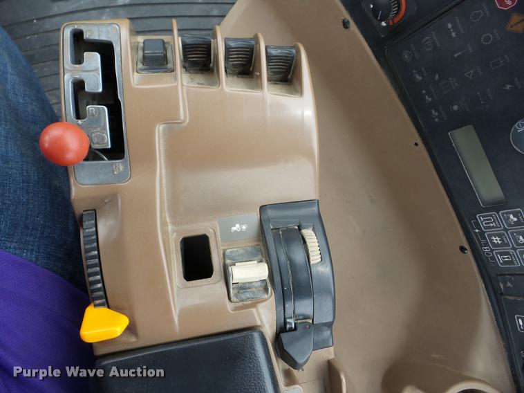 image for item J8640 1996 John Deere 8400 MFWD tractor