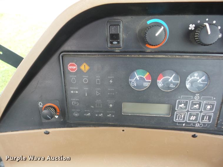 image for item J8640 1996 John Deere 8400 MFWD tractor