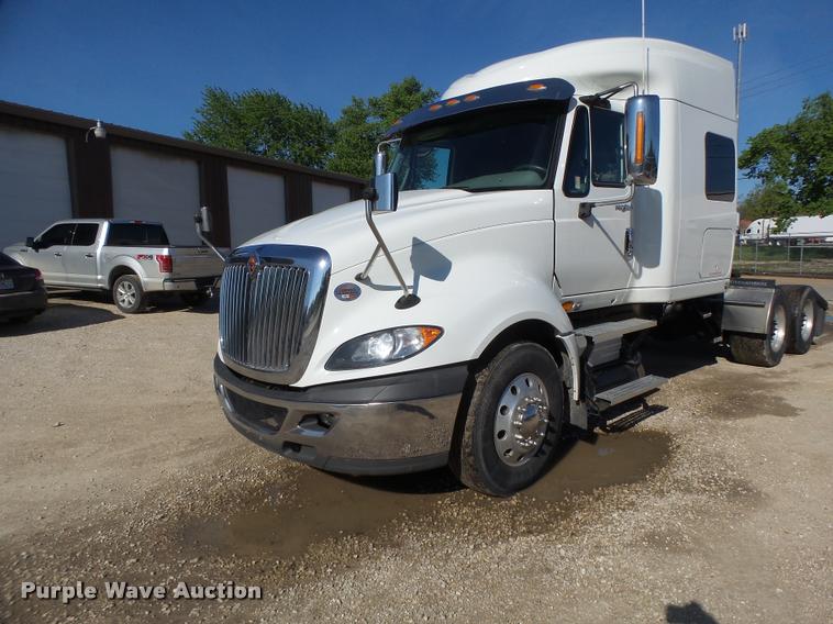 image for item DA3481 2012 International ProStar semi truck