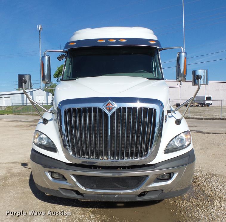image for item DA3481 2012 International ProStar semi truck