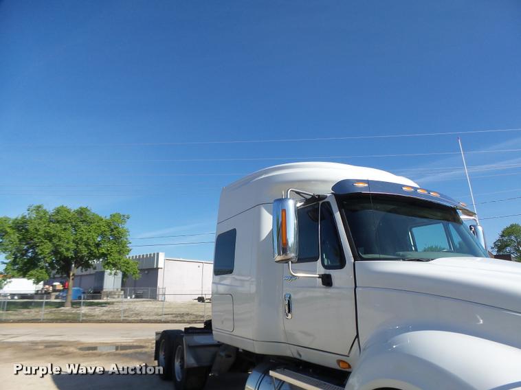 image for item DA3481 2012 International ProStar semi truck