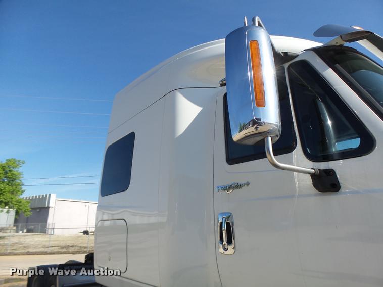 image for item DA3481 2012 International ProStar semi truck