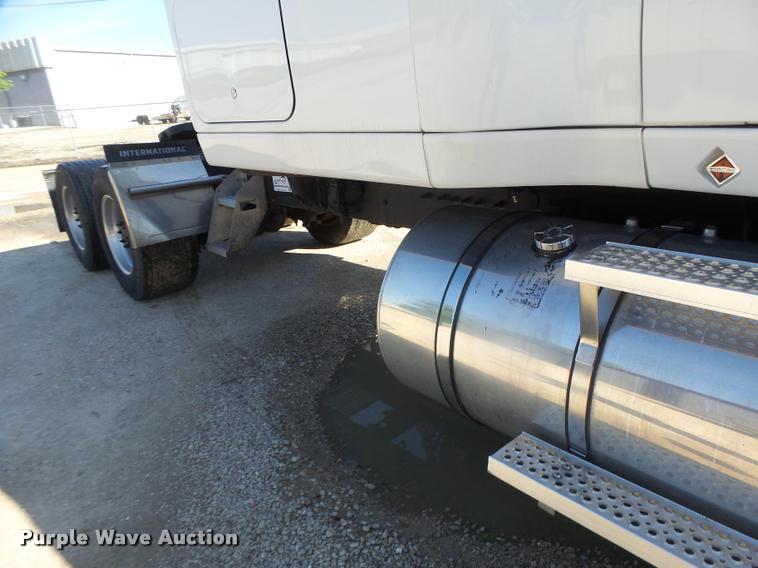 image for item DA3481 2012 International ProStar semi truck