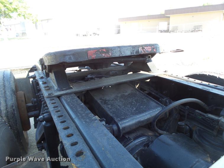 image for item DA3481 2012 International ProStar semi truck