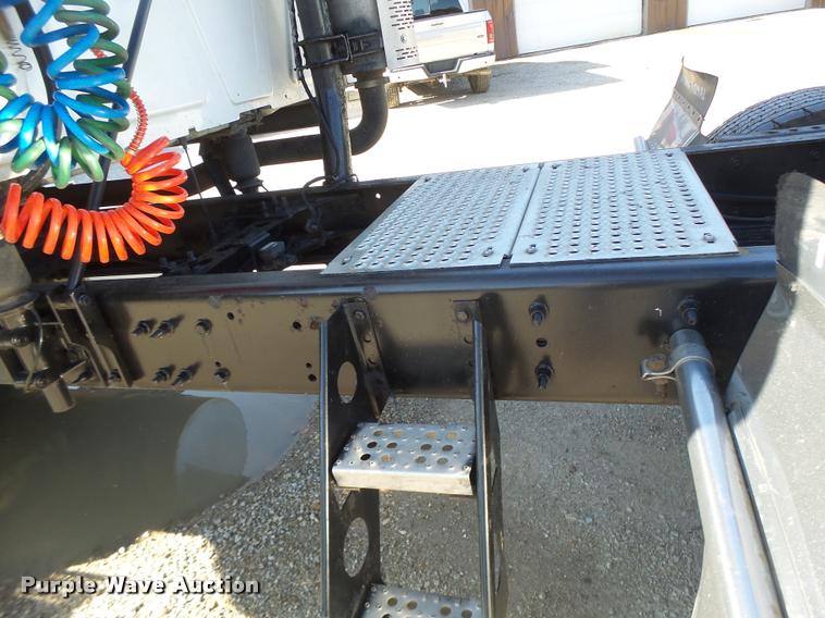 image for item DA3481 2012 International ProStar semi truck