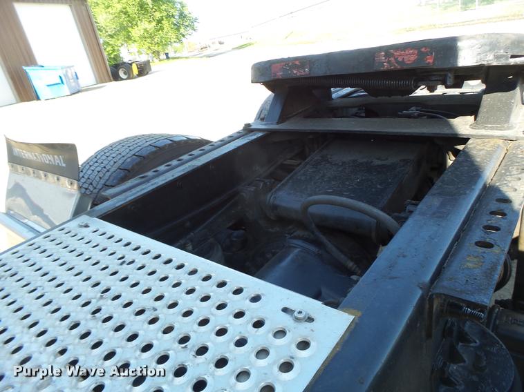 image for item DA3481 2012 International ProStar semi truck