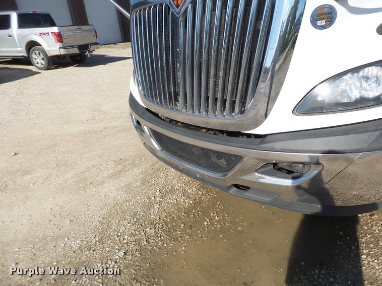 image for item DA3481 2012 International ProStar semi truck