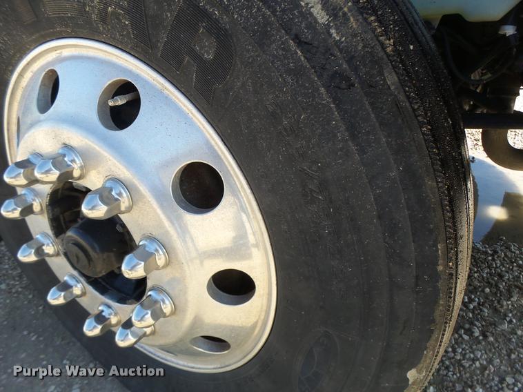 image for item DA3481 2012 International ProStar semi truck