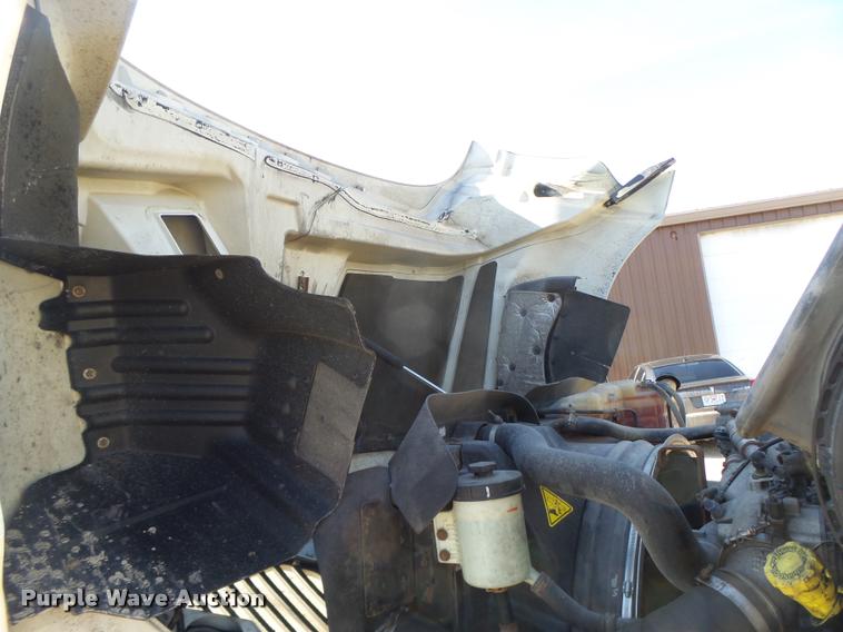 image for item DA3481 2012 International ProStar semi truck