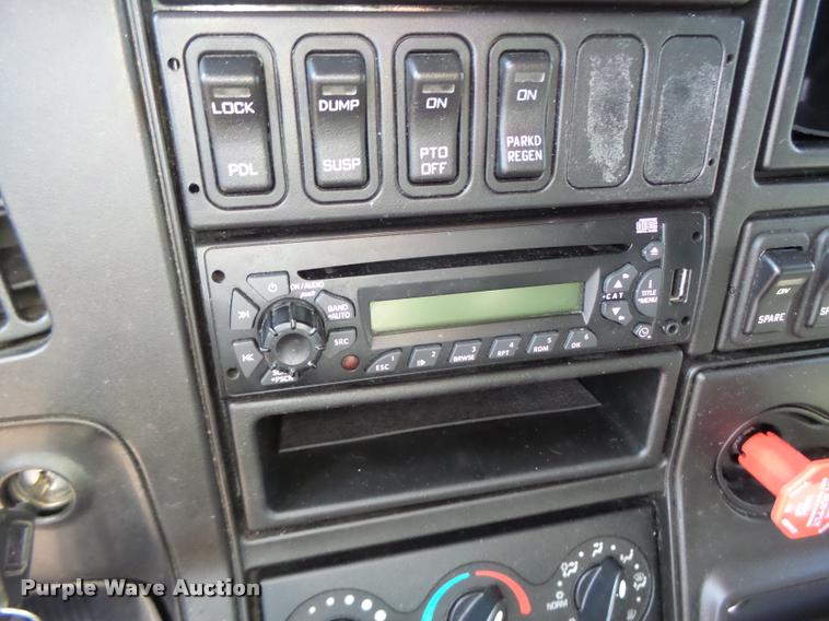 image for item DA3481 2012 International ProStar semi truck