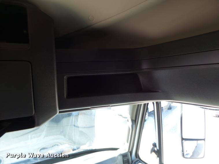 image for item DA3481 2012 International ProStar semi truck