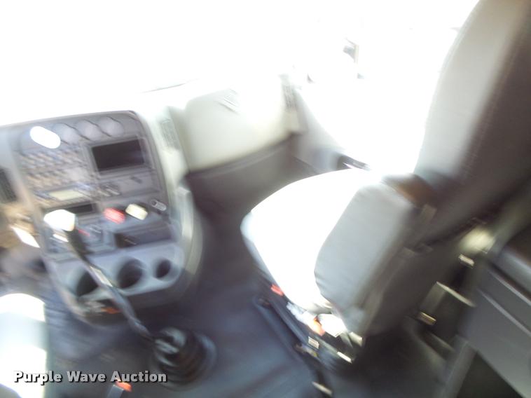 image for item DA3481 2012 International ProStar semi truck