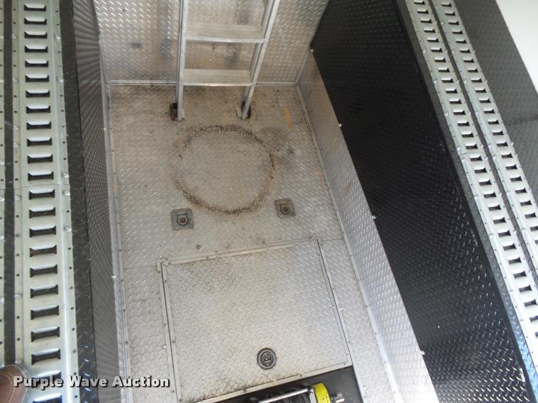 image for item DA5253 2004 Haulmark three car enclosed race car hauler