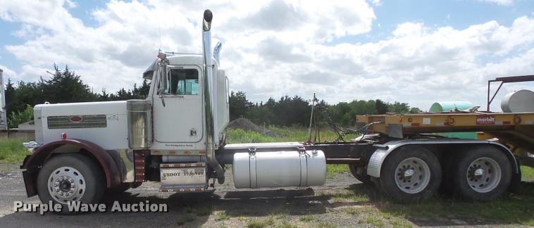 image for item DA6327 1996 Peterbilt 379 semi truck