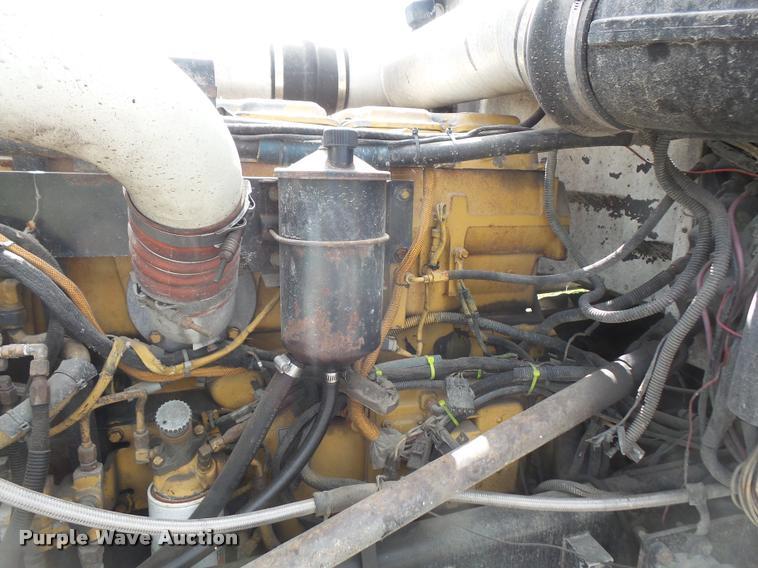 image for item DA6327 1996 Peterbilt 379 semi truck