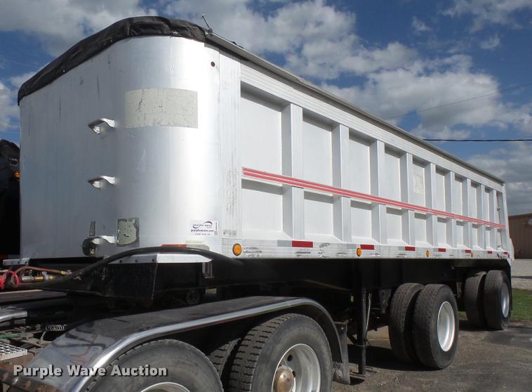 image for item DA6333 1992 CMC end dump trailer