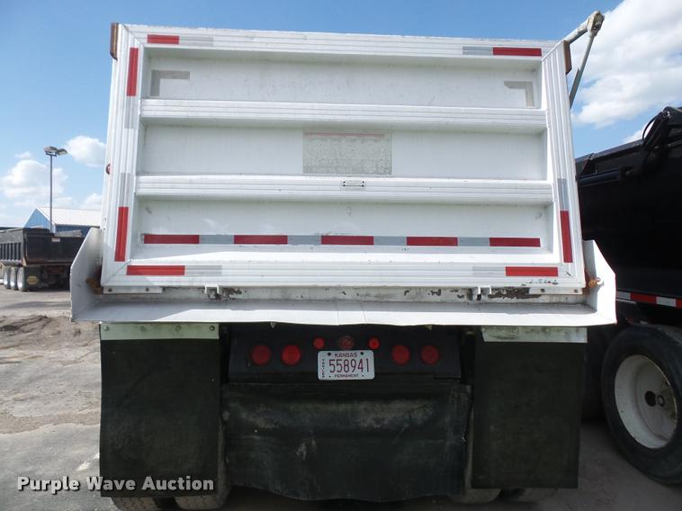 image for item DA6333 1992 CMC end dump trailer