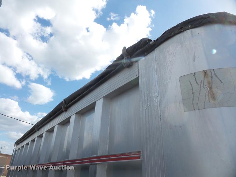 image for item DA6333 1992 CMC end dump trailer