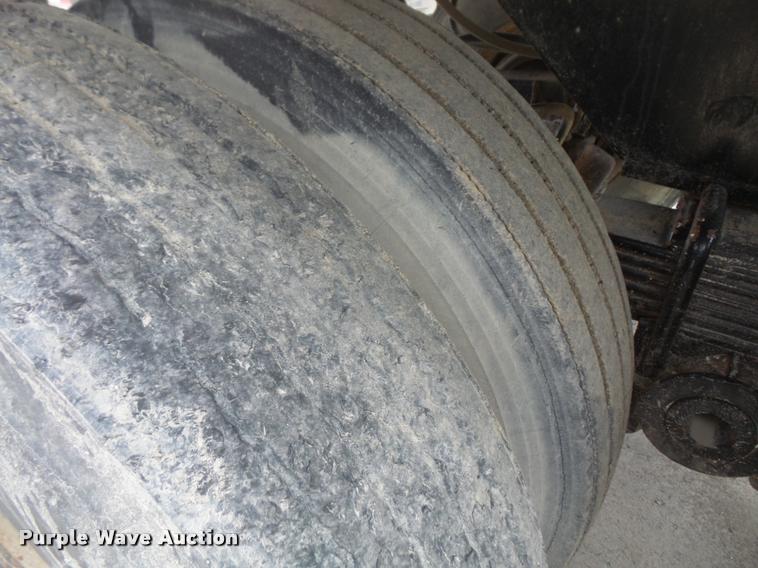 image for item DA6334 1980 CPS end dump trailer