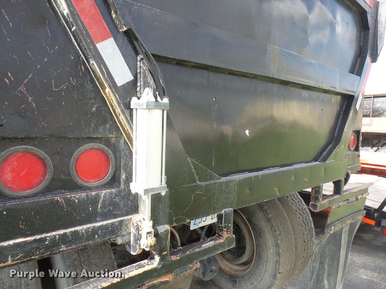 image for item DA6334 1980 CPS end dump trailer