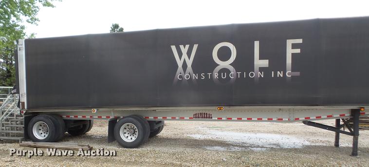 image for item DA8214 2006 Chaparral curtain trailer