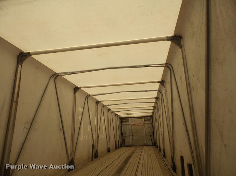 image for item DA8214 2006 Chaparral curtain trailer