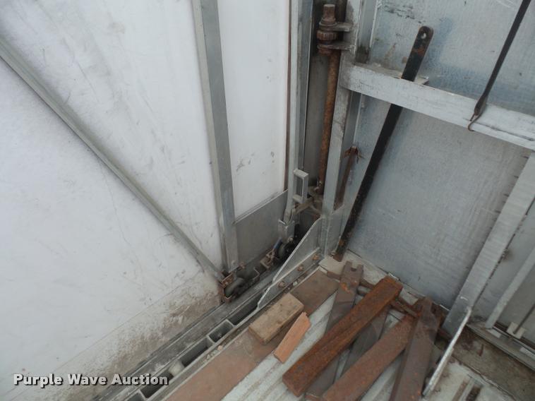 image for item DA8214 2006 Chaparral curtain trailer