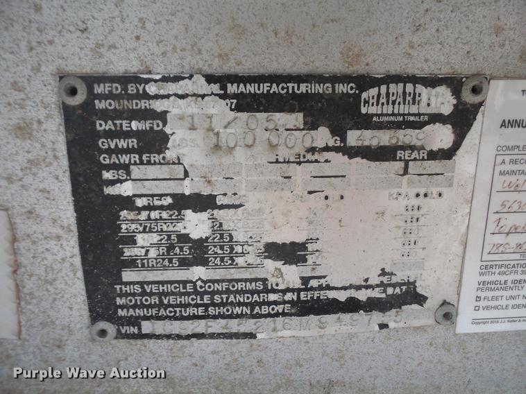 image for item DA8214 2006 Chaparral curtain trailer