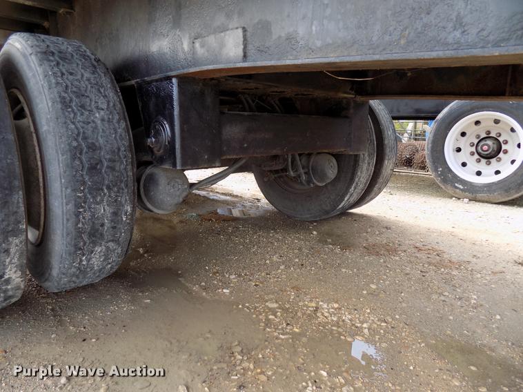 image for item DB2276 2000 Transcraft Eagle flatbed trailer