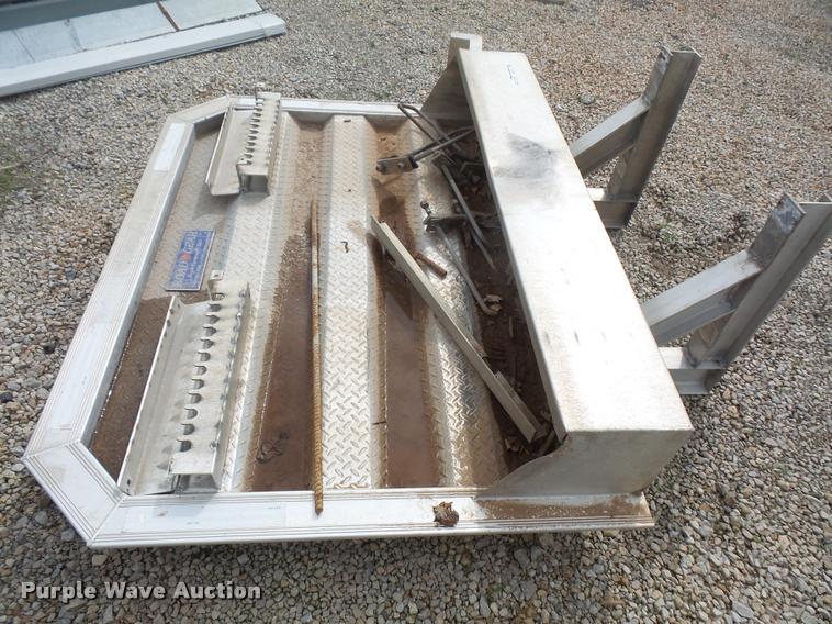 image for item DL9703 Road Gear headache rack