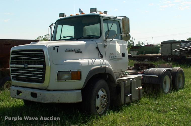 image for item DP9413 1996 Ford LTA9000 Aero Max semi truck