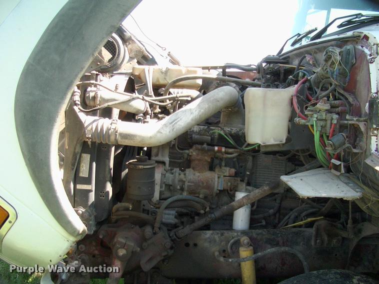 image for item DP9413 1996 Ford LTA9000 Aero Max semi truck