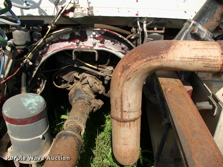 image for item DP9413 1996 Ford LTA9000 Aero Max semi truck