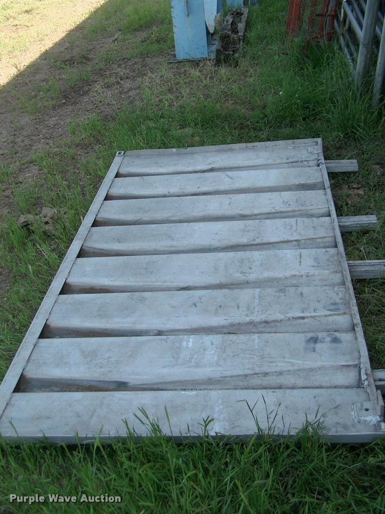 image for item DP9429 (3) headache racks