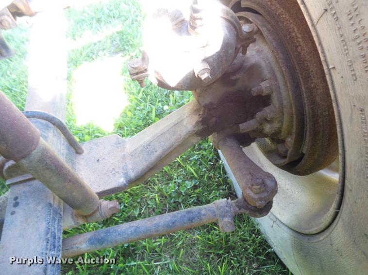 image for item K7651 1993 Mack CH613 semi truck