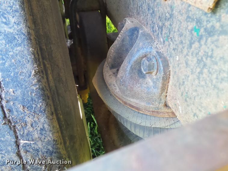 image for item K7651 1993 Mack CH613 semi truck