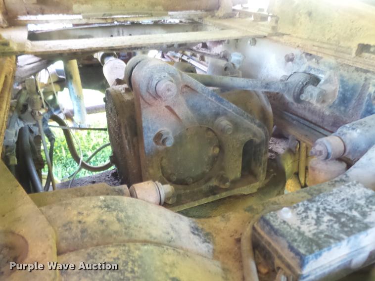 image for item K7651 1993 Mack CH613 semi truck