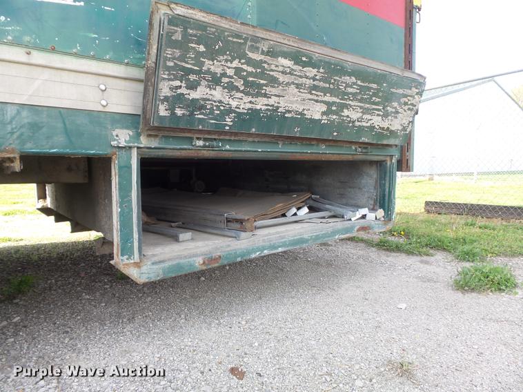 image for item K7675 1993 Kentucky dry van trailer
