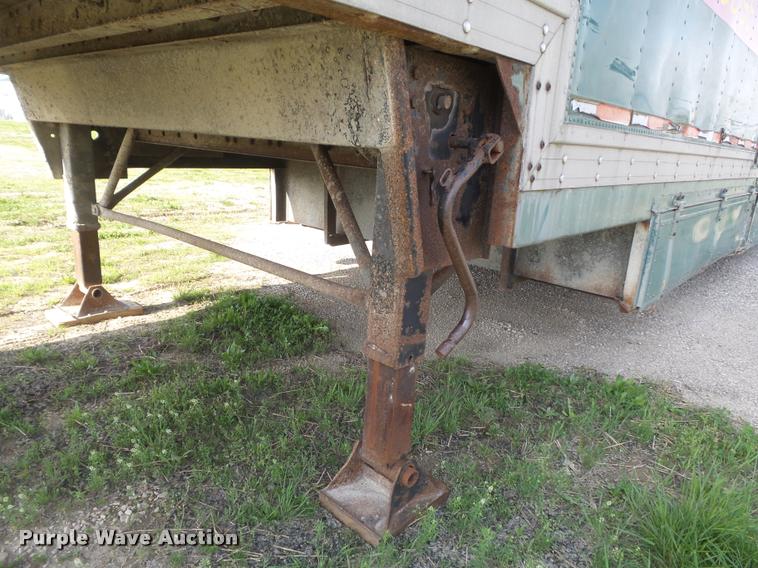 image for item K7675 1993 Kentucky dry van trailer