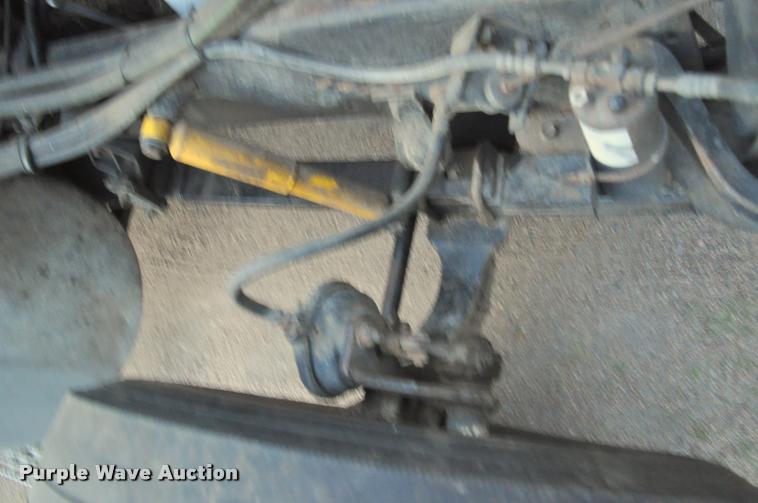 image for item L5229 1986 International F9370 semi truck