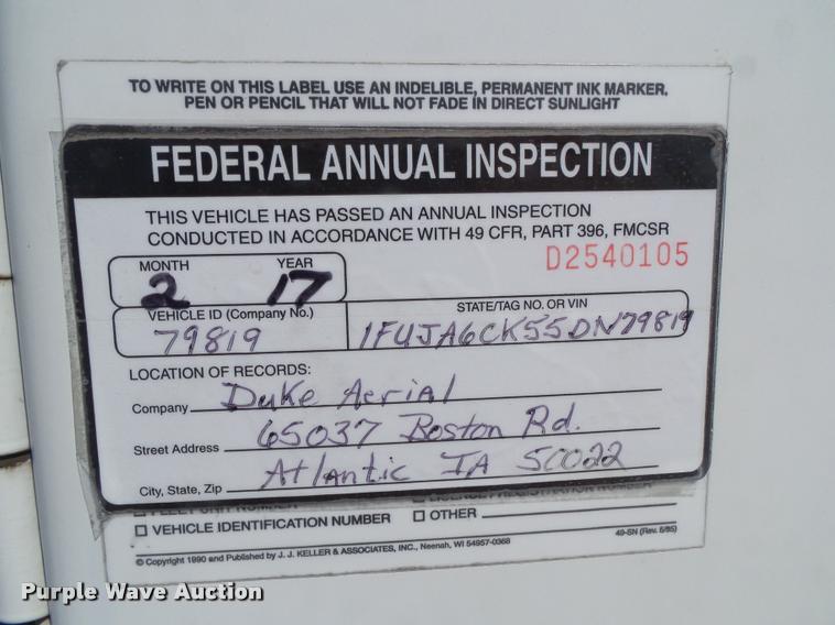 image for item L5536 2005 Freightliner Columbia semi truck