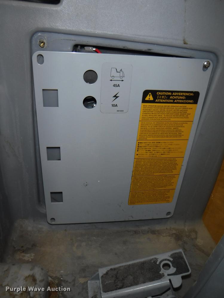 image for item BY9139 Advance Advenger floor scrubber