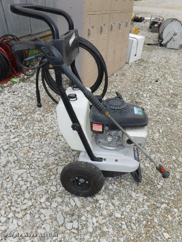 Delta DT2400CS power Washer in Hiawatha, KS Item BY9233 sold Purple
