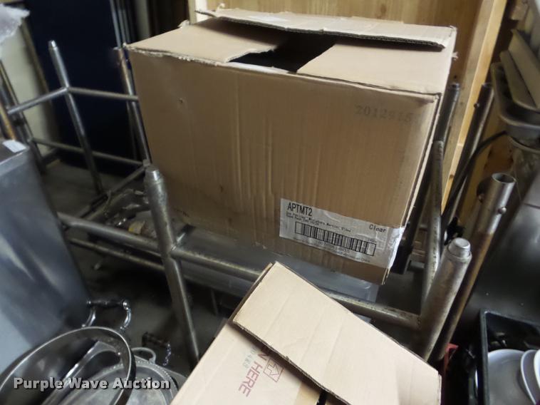 image for item BZ9729 Restaurant equipment