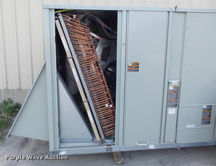 image for item CC9555 2014 Trane roof top air conditioner