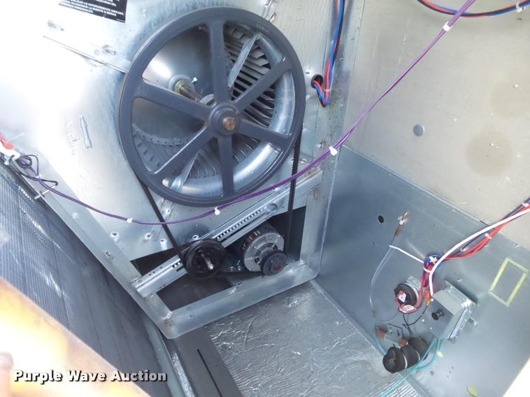 image for item CC9555 2014 Trane roof top air conditioner