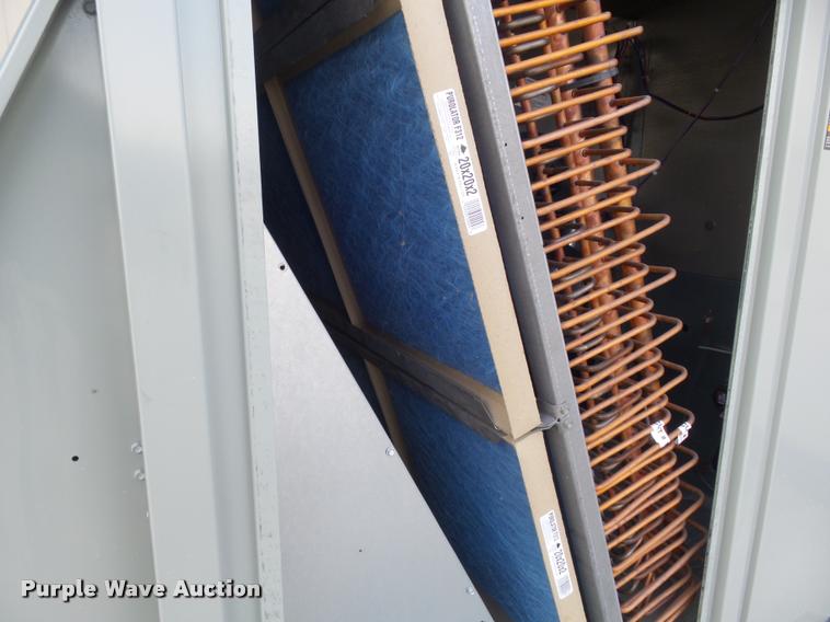 image for item CC9555 2014 Trane roof top air conditioner