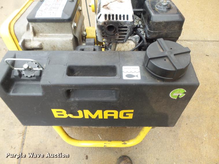 image for item CC9564 2006 Bomag BW55E roller / compactor