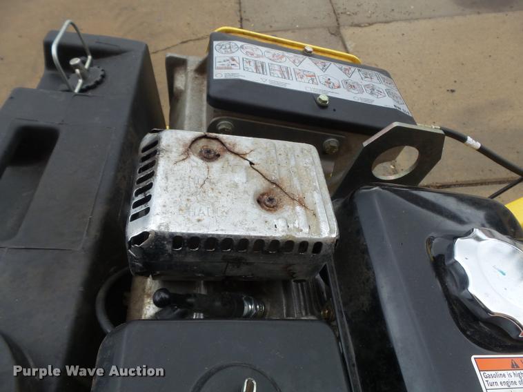 image for item CC9564 2006 Bomag BW55E roller / compactor